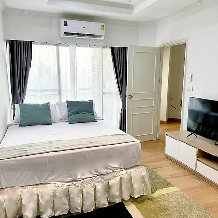 Center Bangkok Suite Next To Platinum Mall Exterior photo
