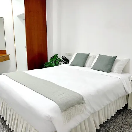Center Bangkok Suite Next To Platinum Mall Exterior photo